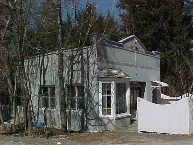 Building photograph for 20 EAST MAIN STREET